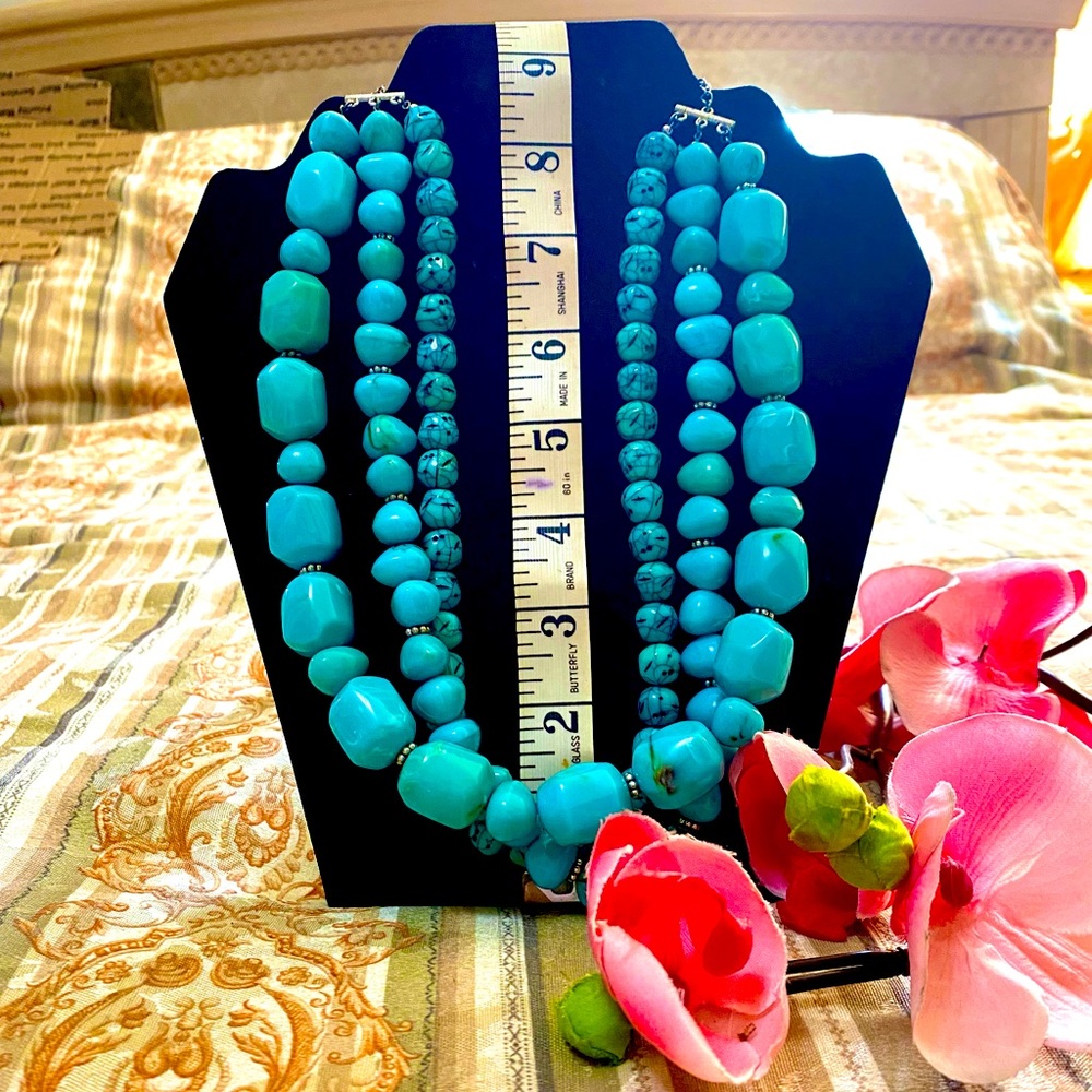 3 stranded turquoise color necklace